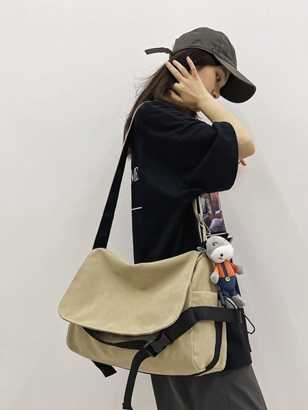 Checked Structured Handheld Bag with Tasselled