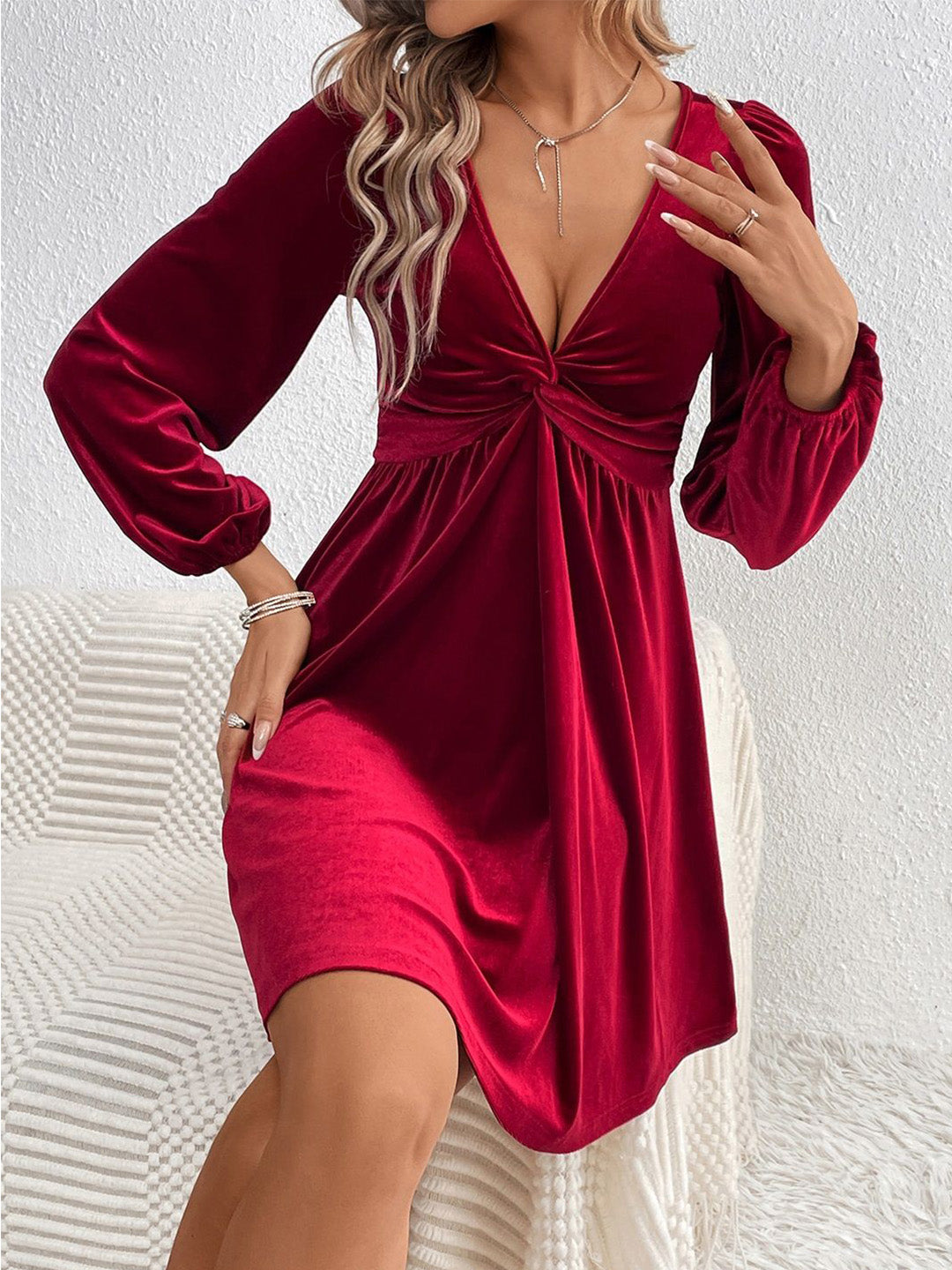 Women Georgette V-Neck Puff Sleeves Sheath Mini Dress